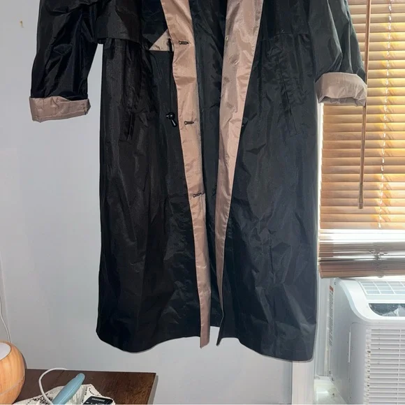 Totes Rainwear Vintage Women’s Trench Raincoat, Size 12P - Picture 4 of 10